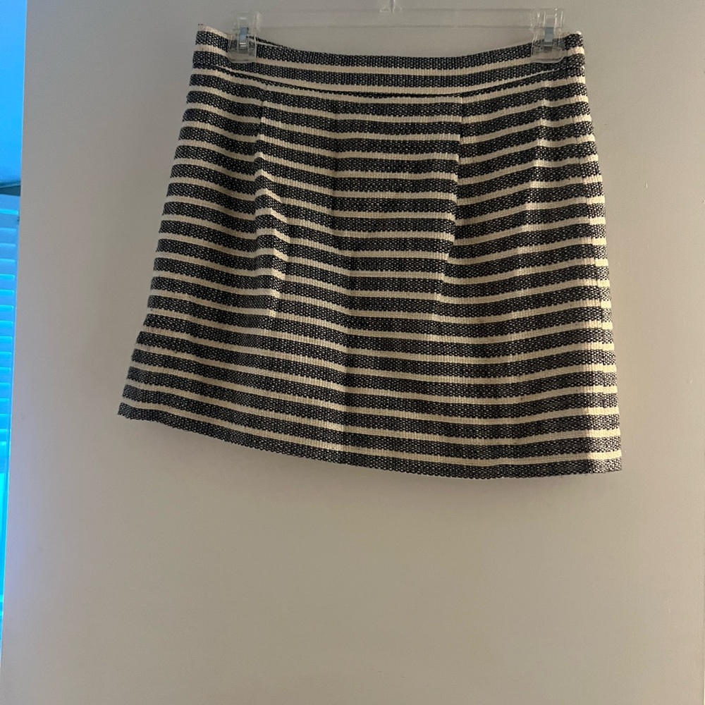 Gently worn J. Crew skirt. Beige and white. Great for work.